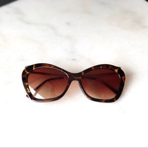 Designer fashion womens brown cat eye sunglasses
